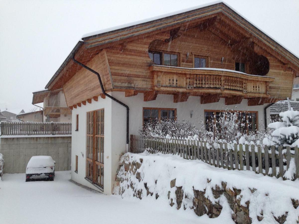 Villa Ado's Haus Niederau Exterior foto